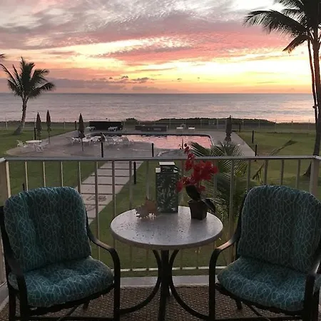 ***Serendipity On The Moana - Legal & Oceanfront - Great For Work & Play!*** Waianae Exterior photo