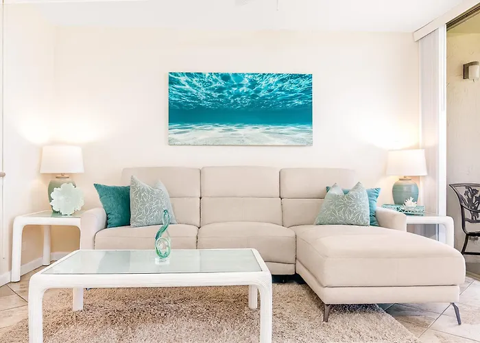 ***Serendipity On The Moana - Legal & Oceanfront - Great For Work & Play!***
